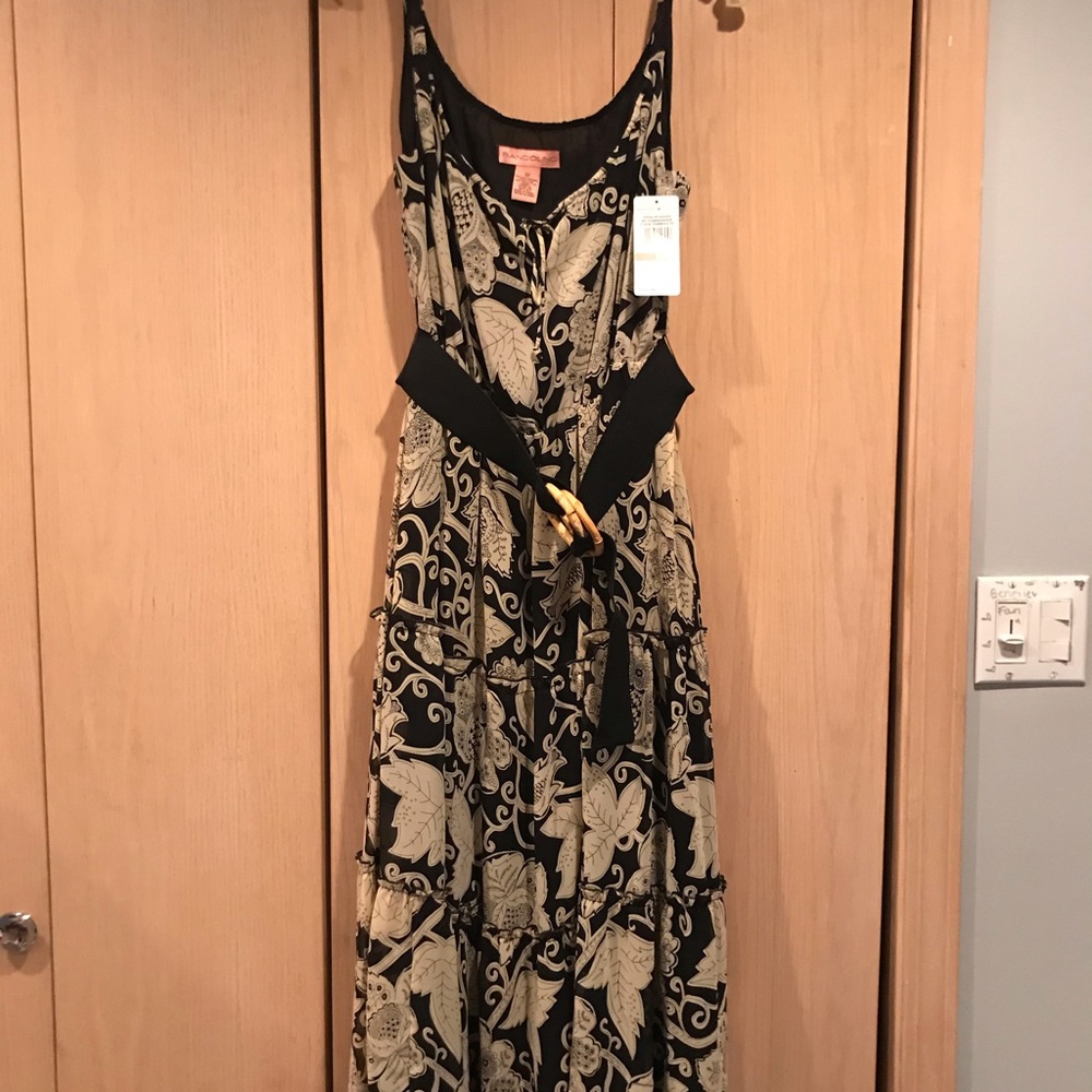 Bandolino belted maxi dress